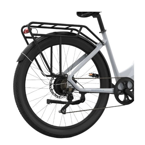 Zoom sur la roue arrière, le dérailleur Shimano et le porte-bagages du vélo OT05